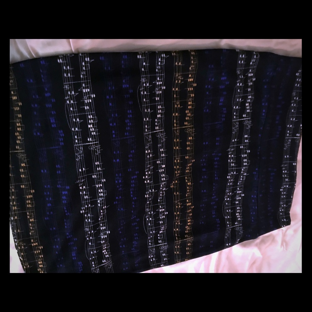 SALE UNIQUE Music Note Lularoe Cassie